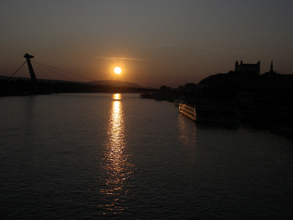 Bratislava-tramonto