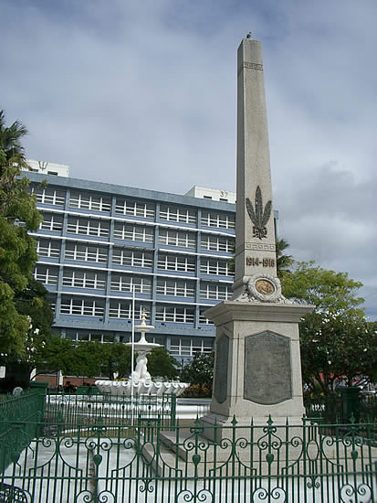 bridgetown-obelisco.jpg