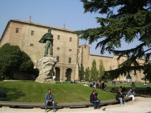 parma-piazza di pace