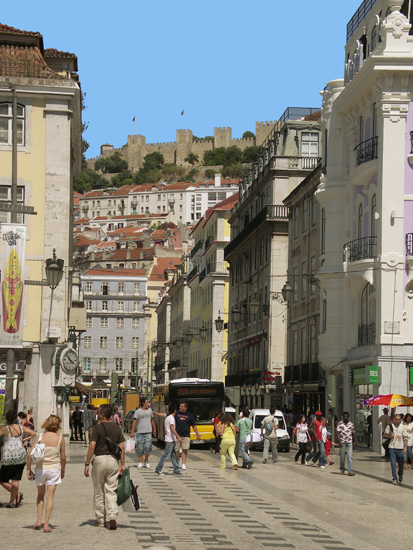 Lisbona-scorcio castello