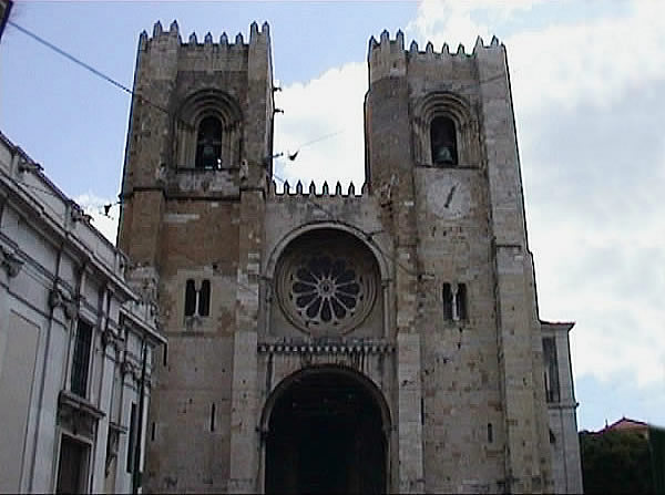 lisbona-facciata-chiesa.jpg