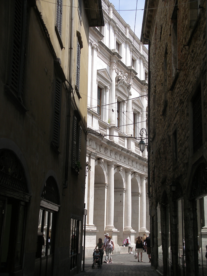 Bergamo-biblioteca