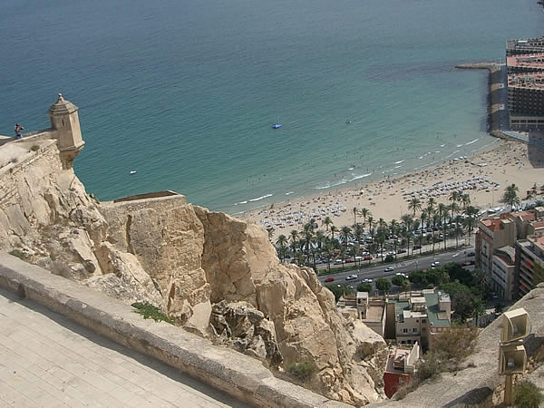 alicante-spiaggia-veduta.jpg