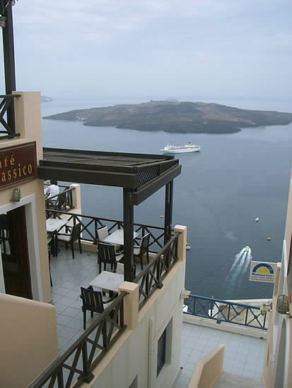 santorini-terrazzaecosta-marina.jpg