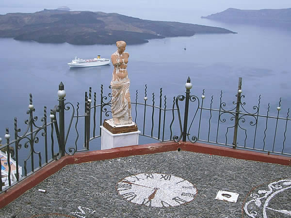 santorini-venereecosta-marina.jpg