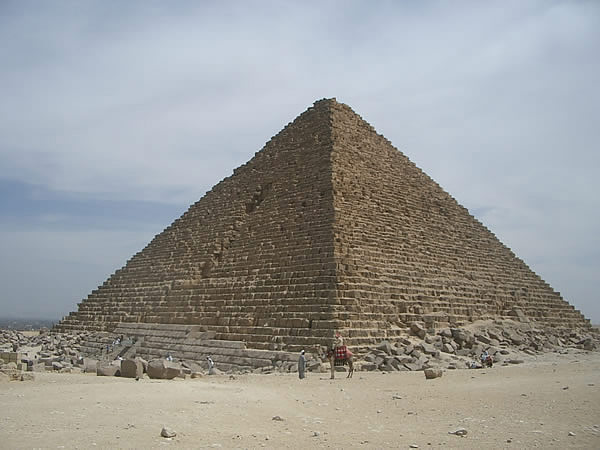 egitto-piramide-di-micerino.jpg