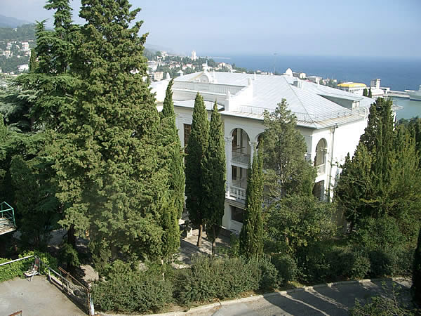 yalta-casona.jpg