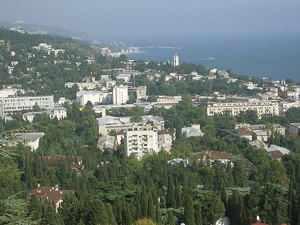 yalta-veduta-dalla-teleferica.jpg