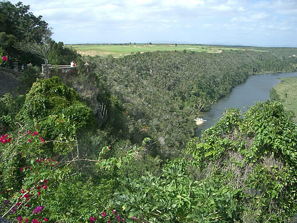 altos-de-chavon-belvedere.jpg